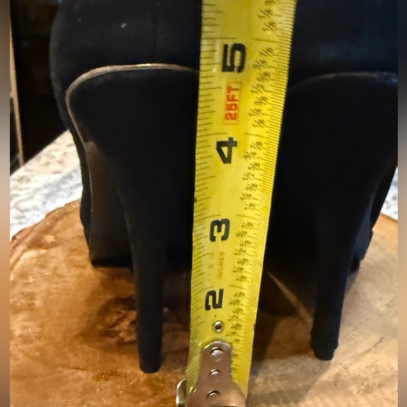 Juicy Couture Black High Heeled shoes. Size 7.5. EUC. So sexy and classic - Picture 9 of 13